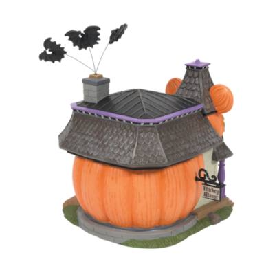 Enesco Disney Village Mickey Mouse's Pumpkin Manor Light-Up Figurine