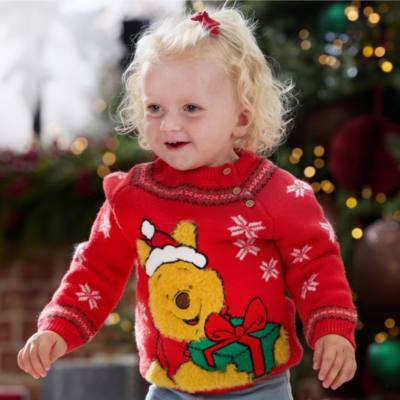 Pull de No&euml;l Winnie l'Ourson pour enfants
