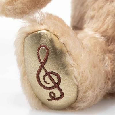 Steiff Winnie the Pooh Limited Edition Collectible &ndash; 20cm