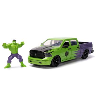 Jada Toys Hulk Figure with 2014 RAM 1500 1:24 Scale Die Cast Vehicle