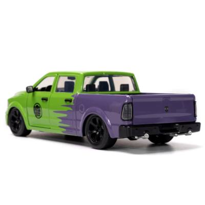 Jada Toys Hulk Figure with 2014 RAM 1500 1:24 Scale Die Cast Vehicle