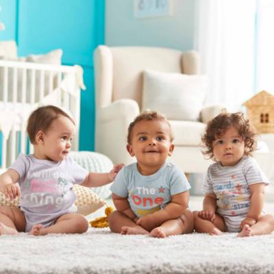 Disney Store - Micky Maus - Baby Body