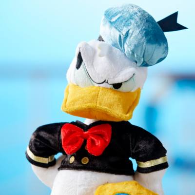 Donald Duck 90th Anniversary Collector Soft Toy