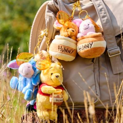 Disney Store Japon Porte-cl&eacute;s petite peluche Winnie l'Ourson avec pot de miel, 18&nbsp;cm