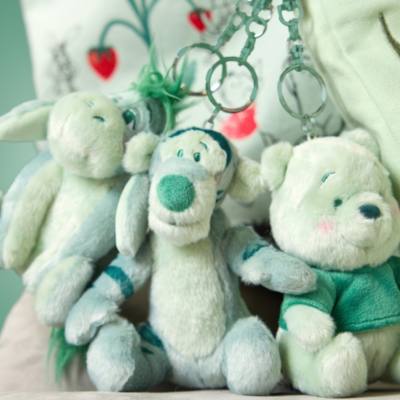 Winnie Puuh - Tigger - Schl&uuml;sselanh&auml;nger mit kleinem gr&uuml;nem Kuscheltier - 18 cm