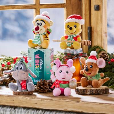 Disney Wishables Winnie the Pooh Holiday Mystery Small Soft Toy - 12cm