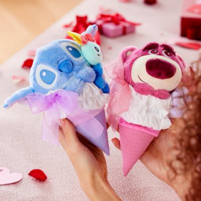 Toy Story 3 - Lotso - Pl&uuml;schblumenstrau&szlig; mit Kuscheltier - 22 cm