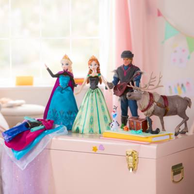 Coffret cadeau Poup&eacute;es La Reine des Neiges