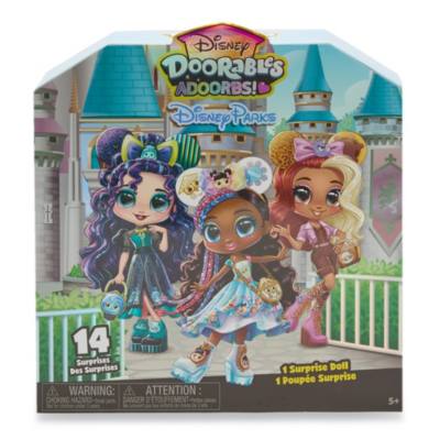 Just Play Disney Doorables ADOORBS! Disney Parks Bambola misteriosa, D23: The Ultimate Disney Fan Event - 14 cm