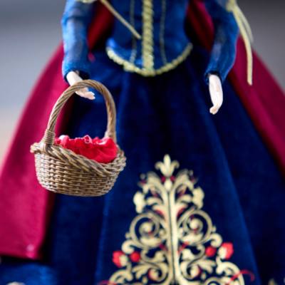 Snow White 2025 Festive Special Edition Doll - 28cm