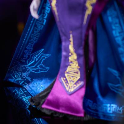 Yzma 25th Anniversary Limited Edition Doll, The Emperor's New Groove - 43cm