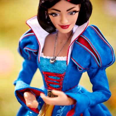 Snow White Limited Edition Doll, Snow White Live Action - 40.5cm