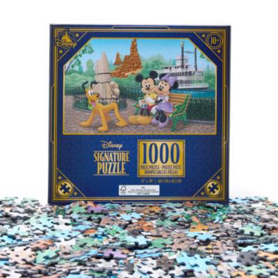 Mickey, Minnie and Pluto in Disneyland 1000 Piece Puzzle