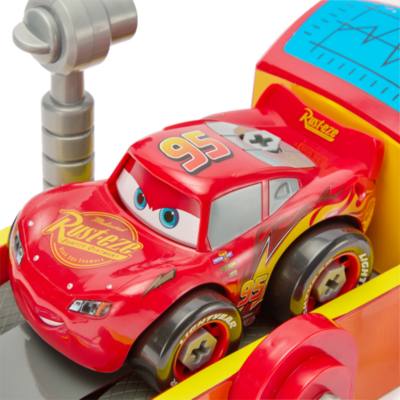 Lightning McQueen Mechanic Shop Playset, Disney Pixar Cars