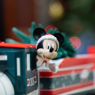 Lionel Mickey Mouse Holiday Train Set