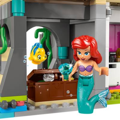 LEGO Disney Princess Castle & Royal Pets Set 43267