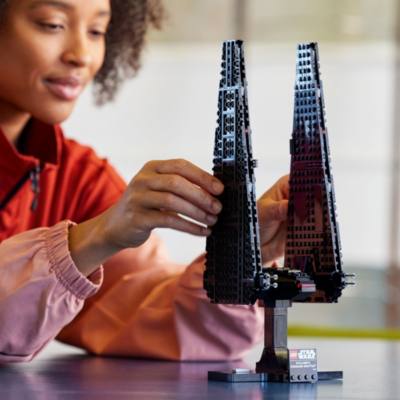LEGO Star Wars Kylo Ren's Command Shuttle Set 75406