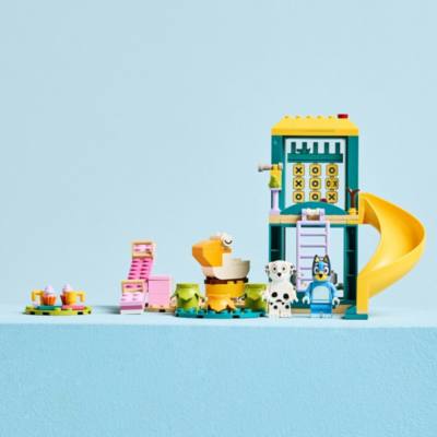 LEGO Playground Fun with Bluey and Chloe Set 11201