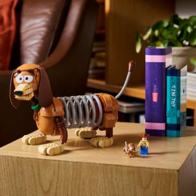 LEGO Disney Pixar Fermalibri di Slinky Toy Story Set 43301