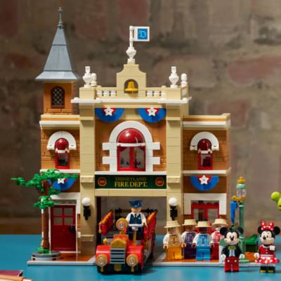 LEGO&nbsp;ǀ&nbsp;Disney Kit de construction Main Street, U.S.A. (43302)