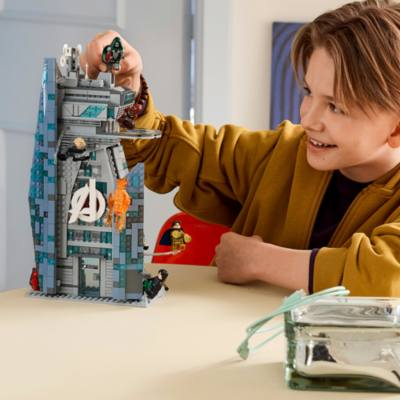 LEGO Super Heroes Avengers: Doomsday Neuer Avengers Tower Set 76352