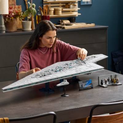 LEGO Star Wars Super Star Destroyer Executor Set 75457