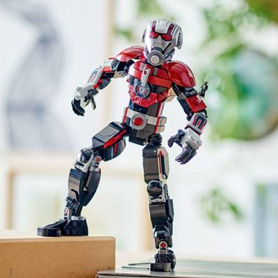 LEGO Marvel Ant-Man Construction Figure Set 76256
