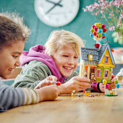 LEGO, Disney y Pixar set construcci&oacute;n Casa de Up (set 43217)