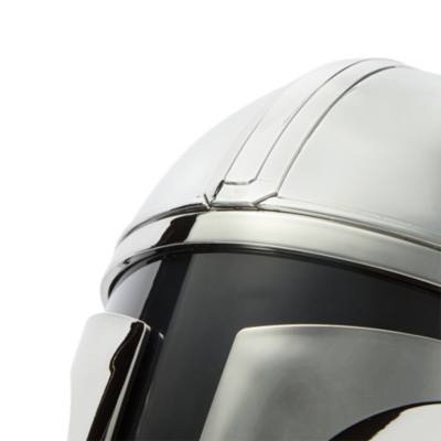 The Mandalorian Voice-Changing Helmet for Adults, Star Wars