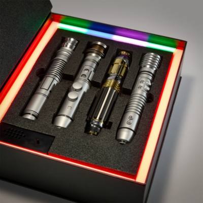 Arresting the Chancellor Limited Edition Legacy LIGHTSABER Hilt Set, Star Wars, D23: The Ultimate Disney Fan Event