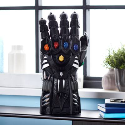 Black Panther Infinity Gauntlet Articulated Electronic Fist