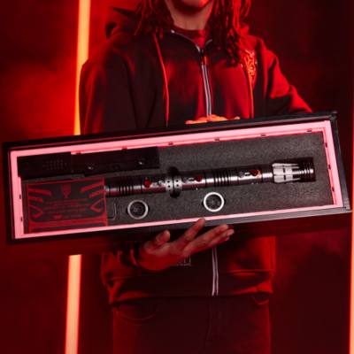 Star Wars: Die dunkle Bedrohung - 25. Jubil&auml;um - Der Sith-Sch&uuml;ler: Darth Maul - Legacy Kollektion - Lichtschwertgriffset in limitierter Edition