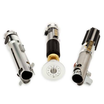 Star Wars: The Clone Wars Limited Edition LIGHTSABER Hilt Set