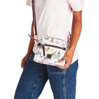 ディズニー Dooney&Bourke ショルダーバッグ おしゃれキャット他 Disney Cats 2019 by Disney Dooney and Bourke - Disney Dooney and