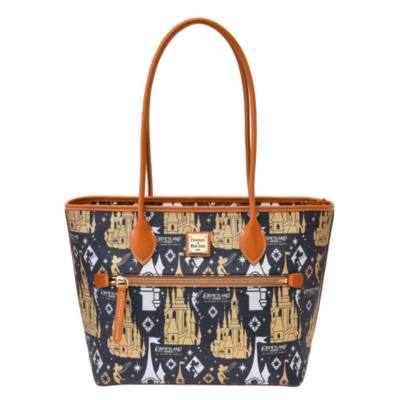 完売品★ディズニー　ドゥーニー＆バーク　ディズニーランドパリ　トートバッグ Disneyland Paris 30th Anniversary by Dooney & Bourke