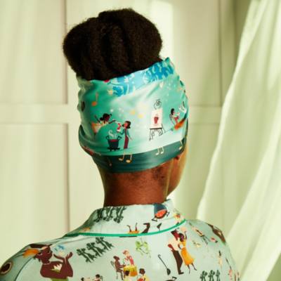 Disney Store The Princesss and the Frog Scarf For Adults