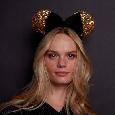 Walt Disney World - 50th Anniversary Luxe Logo Kollektion - Minnie Maus - Schmuckbesetzter Haarreif mit Ohren f&uuml;r Erwachsene, verpackt