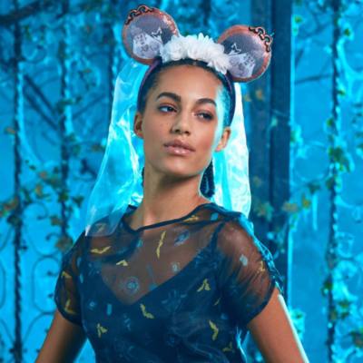 Disney Parks The Haunted Mansion Bride Minnie Mouse Ears  display picture 2