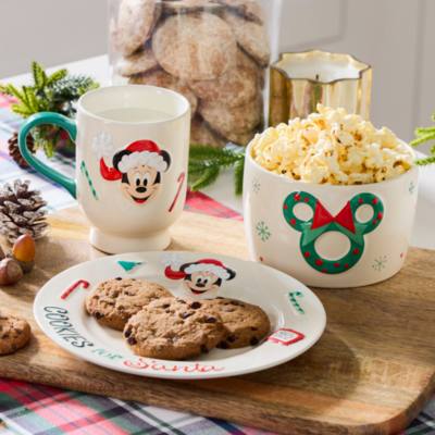 Mickey Mouse Christmas Snack Bowl