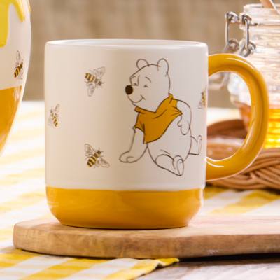 Winnie the Pooh Bee Mug