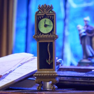 Horloge The Haunted Mansion phosphorescente