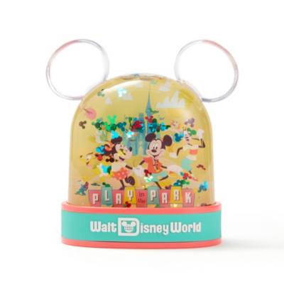 Mickey Mouse and Friends Play in the Park Snow Globe