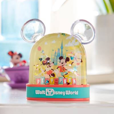 Mickey Mouse and Friends Play in the Park Snow Globe