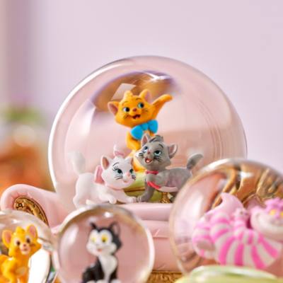 Disney Cats Snow Globe