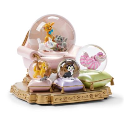 Disney Cats Snow Globe