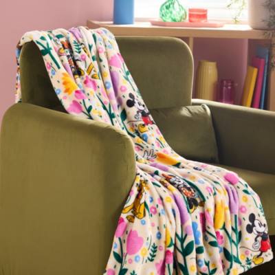 Mickey and Friends Floral Fleece Throw