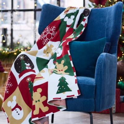 Mickey Mouse Festive Throw Blanket