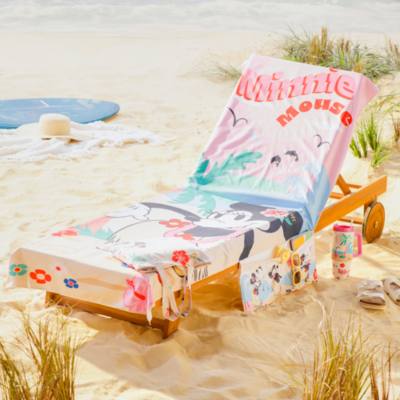 Minnie Mouse Beach Towel