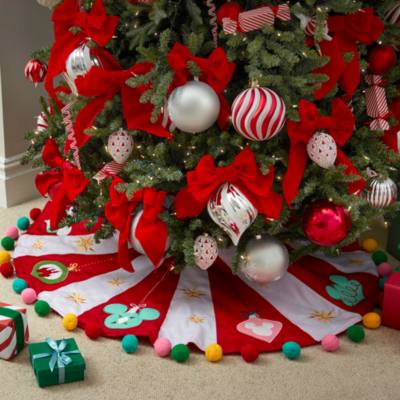 Mickey Mouse Icon Festive Tree Skirt