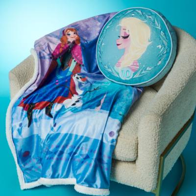 Coj&iacute;n detalles Elsa y Anna, 10.&ordm; Aniversario Frozen